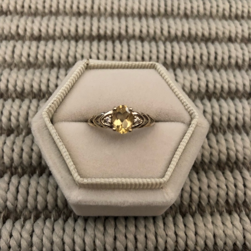 NATURAL YELLOW SAPPHIRE AND TOPAZ RING